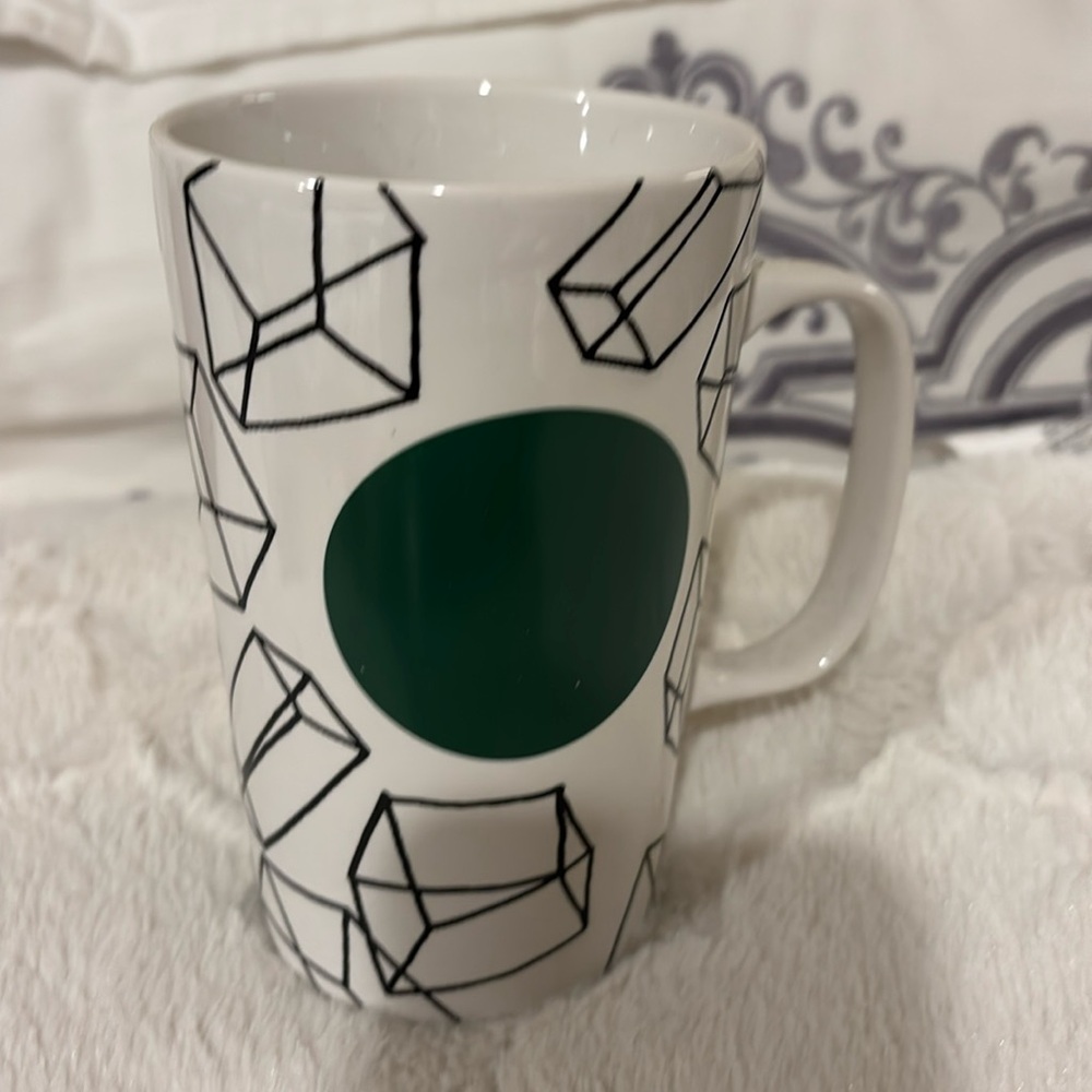 2014 Starbucks‎ Dot Collection Cubes Mug